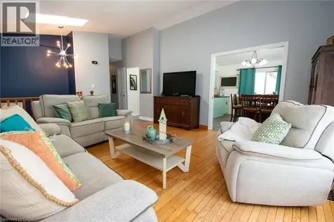 2923 North Shore Drive Lowbanks ON N0A 1K0