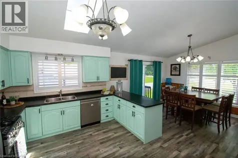 2923 North Shore Drive Lowbanks ON N0A 1K0