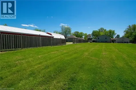 2923 North Shore Drive Lowbanks ON N0A 1K0