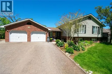2923 North Shore Drive Lowbanks ON N0A 1K0