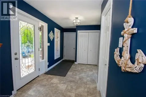 2923 North Shore Drive Lowbanks ON N0A 1K0