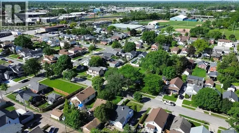 2354 Highland Avenue Windsor ON N8X 3S5