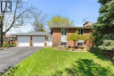 12510 Little River Boulevard Tecumseh ON N8N 4H3