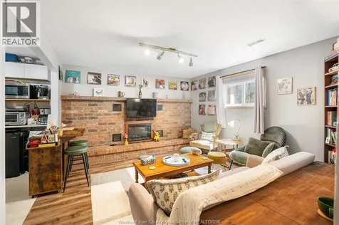 12510 Little River Boulevard Tecumseh ON N8N 4H3