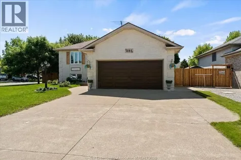 251 Willowwood Belle River ON N0R 1A0