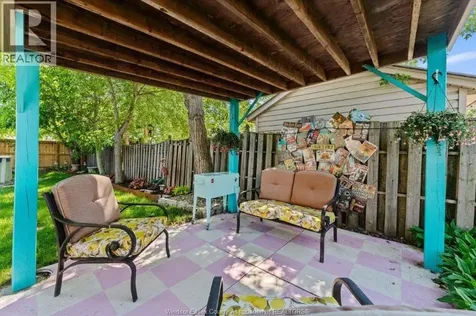 251 Willowwood Belle River ON N0R 1A0