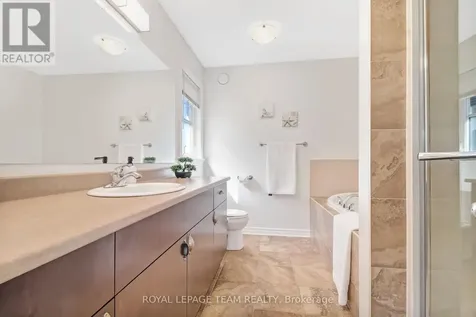 2477 Regatta Avenue Ottawa ON K2J 5V6