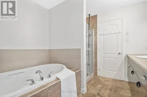 2477 Regatta Avenue Ottawa ON K2J 5V6