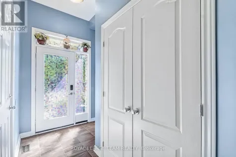 2477 Regatta Avenue Ottawa ON K2J 5V6