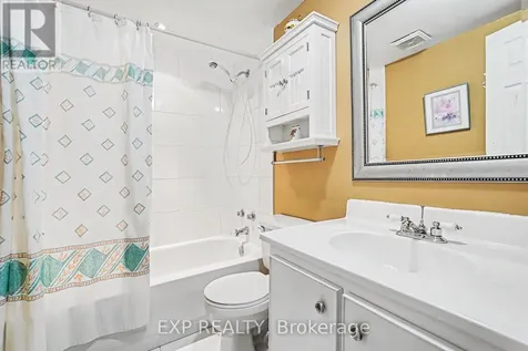 47 Langholm Crescent Ottawa ON K2J 2H1