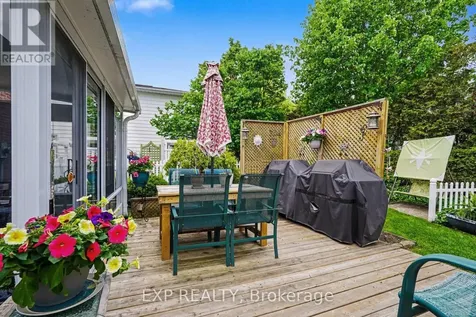 47 Langholm Crescent Ottawa ON K2J 2H1