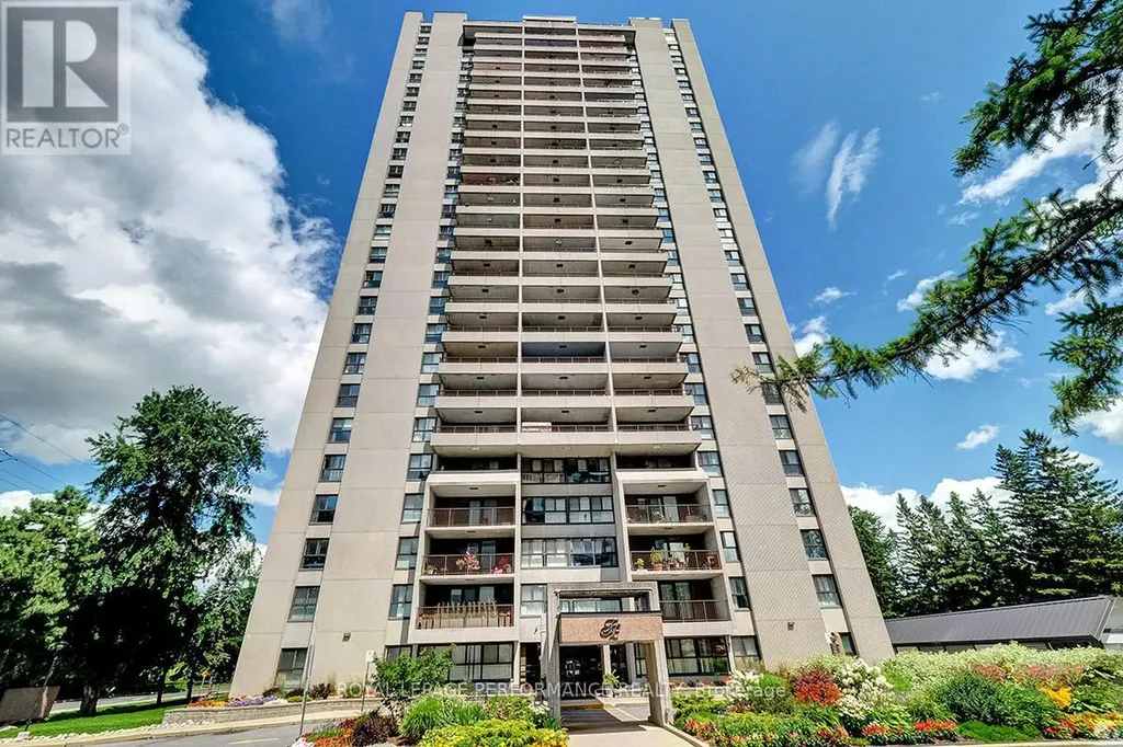1785 Frobisher Lane Ottawa ON K1G 3T7