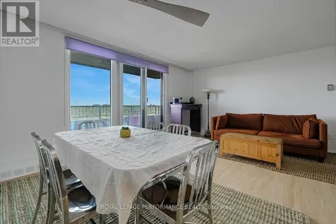 1785 Frobisher Lane Ottawa ON K1G 3T7
