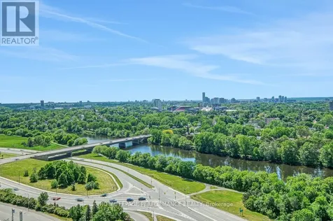1785 Frobisher Lane Ottawa ON K1G 3T7