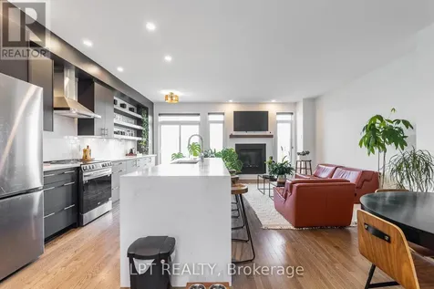 557 Tahoe Heights Ottawa ON K1T 0X4