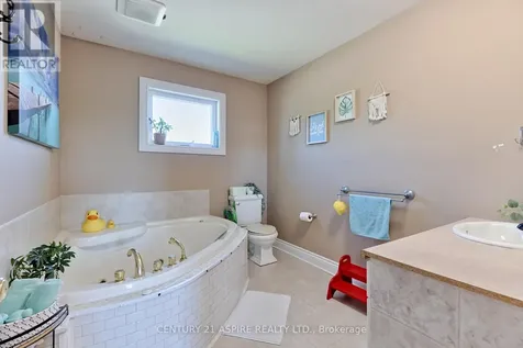 509 Roy Street East Laurentian Valley ON K8A 6R1