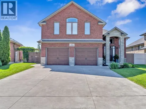 3939 Wildwood Drive Windsor ON N8R 2L4