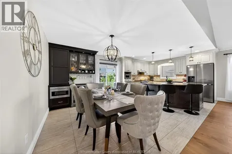 3939 Wildwood Drive Windsor ON N8R 2L4