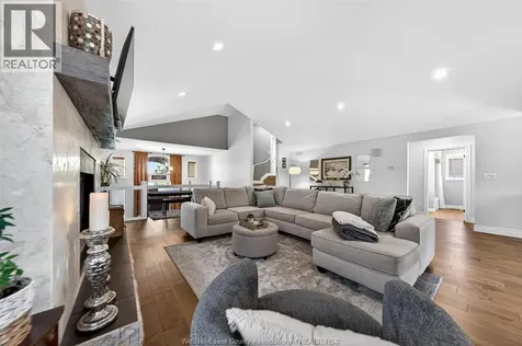 3939 Wildwood Drive Windsor ON N8R 2L4