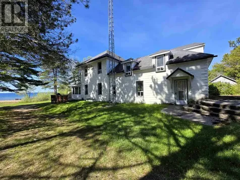 35 Pine Ridge Road Huron Shores ON P0R 1L0