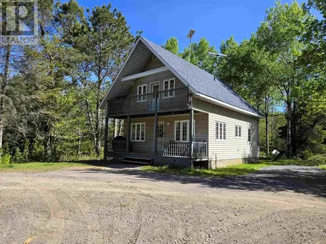 35 Pine Ridge Road Huron Shores ON P0R 1L0