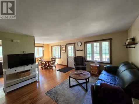 35 Pine Ridge Road Huron Shores ON P0R 1L0