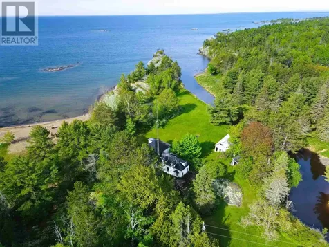 35 Pine Ridge Road Huron Shores ON P0R 1L0