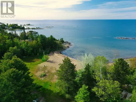 35 Pine Ridge Road Huron Shores ON P0R 1L0