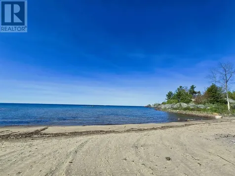 35 Pine Ridge Road Huron Shores ON P0R 1L0
