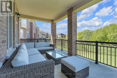 32 Hogan Court King (king City) ON L7B 0M1