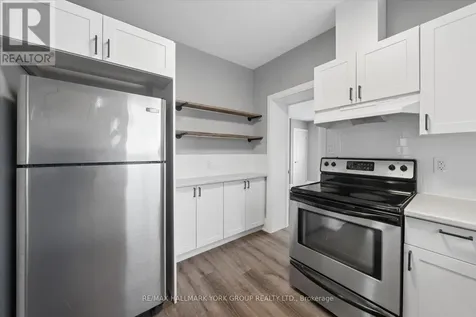 16 Albert Street North Orillia ON L3V 5K1