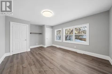 16 Albert Street North Orillia ON L3V 5K1