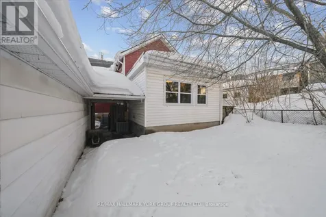 16 Albert Street North Orillia ON L3V 5K1