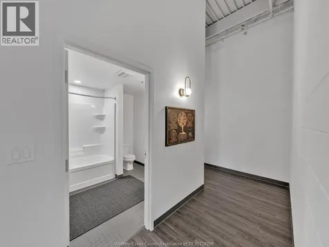 2109 Ottawa Street Windsor ON N8Y 1R8