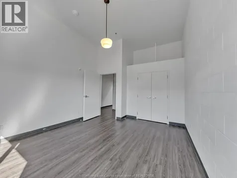 2109 Ottawa Street Windsor ON N8Y 1R8