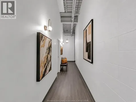 2109 Ottawa Street Windsor ON N8Y 1R8