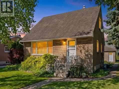 1105 Dot Avenue Windsor ON N9C 3H9