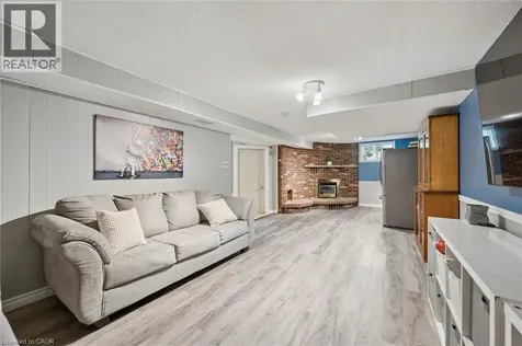 189 Johanna Drive Cambridge ON N1S 4C4