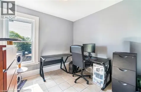 231 Dalhousie Street Brantford ON N3S 3V1