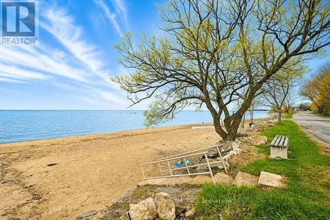 6 Lake Erie Lane Haldimand ON N0A 1P0