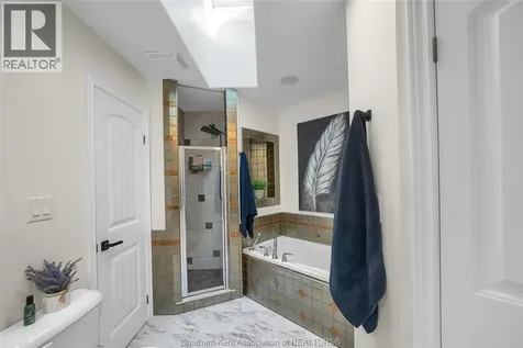 132 Sherwood Court Chatham ON N7M 6L2