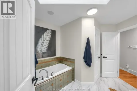 132 Sherwood Court Chatham ON N7L 6L2