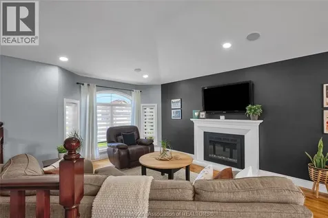 132 Sherwood Court Chatham ON N7L 6L2