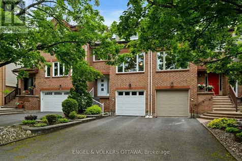 44 Dunbarton Court Ottawa ON K1K 4L4