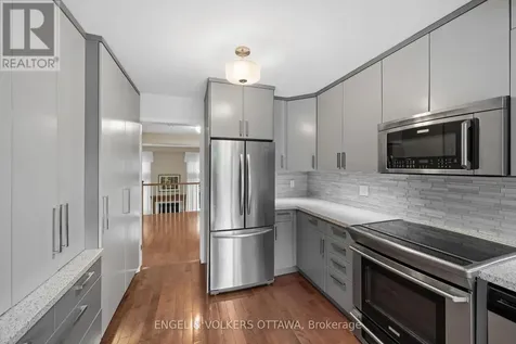 44 Dunbarton Court Ottawa ON K1K 4L4