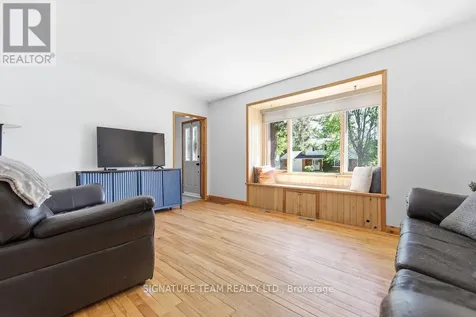 19 Thomson Crescent Deep River ON K0J 1P0