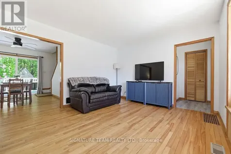 19 Thomson Crescent Deep River ON K0J 1P0