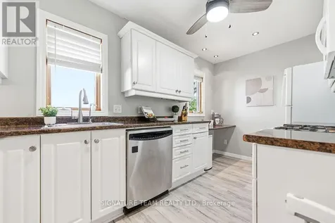 19 Thomson Crescent Deep River ON K0J 1P0