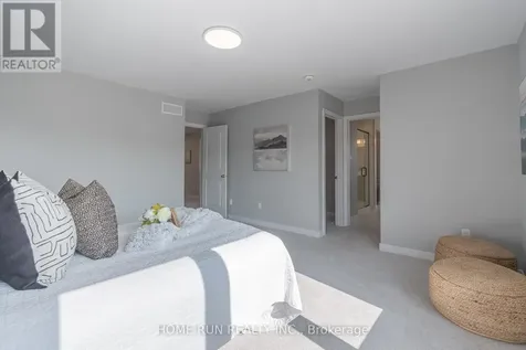 271 Ketchikan Crescent Ottawa ON K2T 0S2