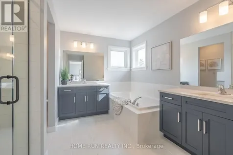 271 Ketchikan Crescent Ottawa ON K2T 0S2
